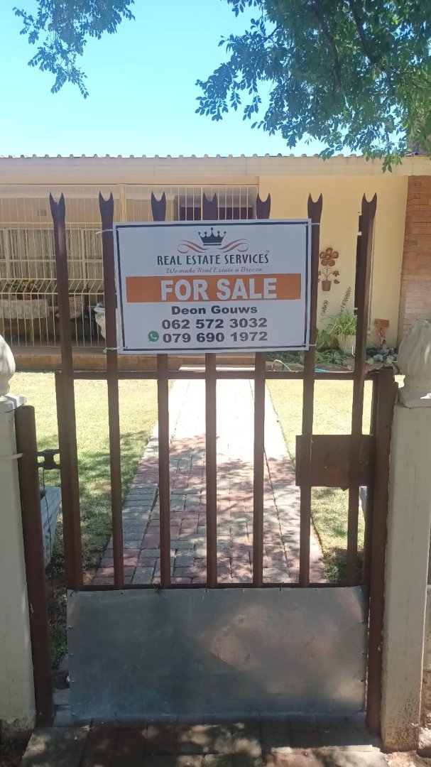 4 Bedroom Property for Sale in Hennenman Free State
